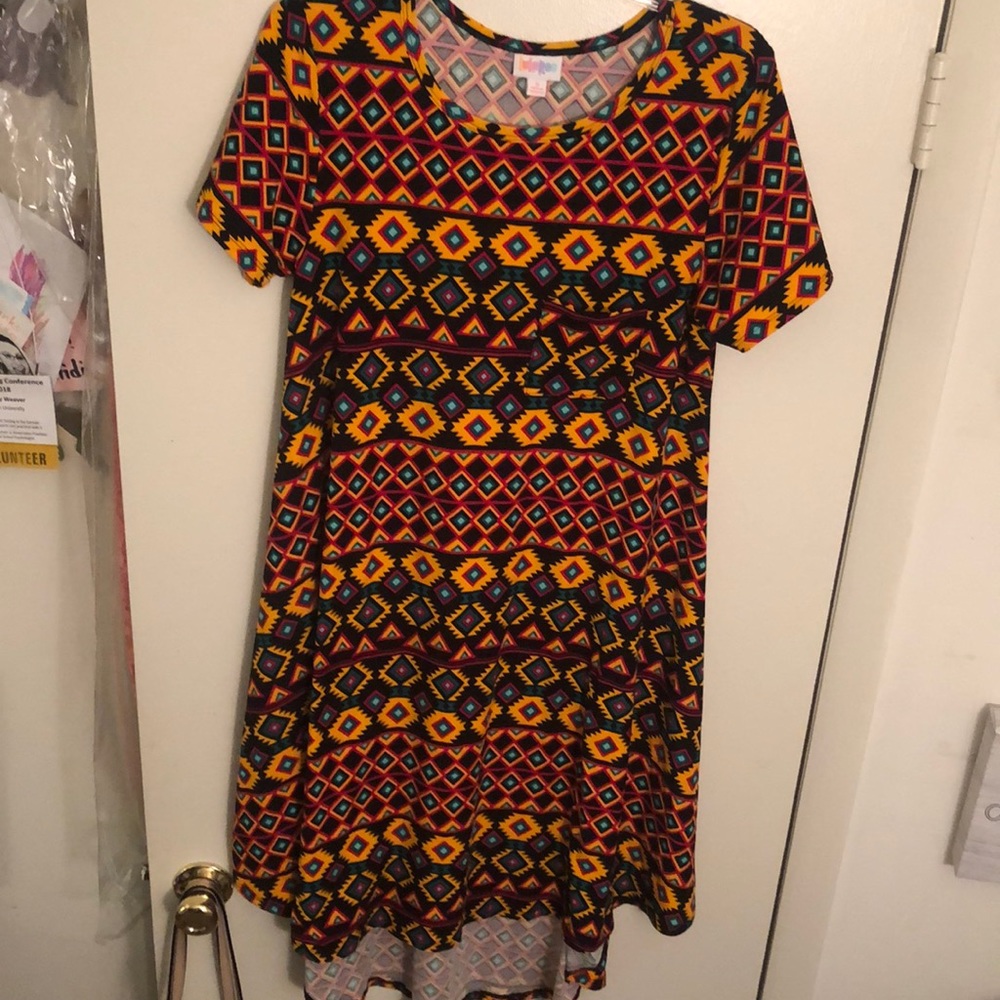 *SOLD* LulaRoe Carly Dress (Tribal)
